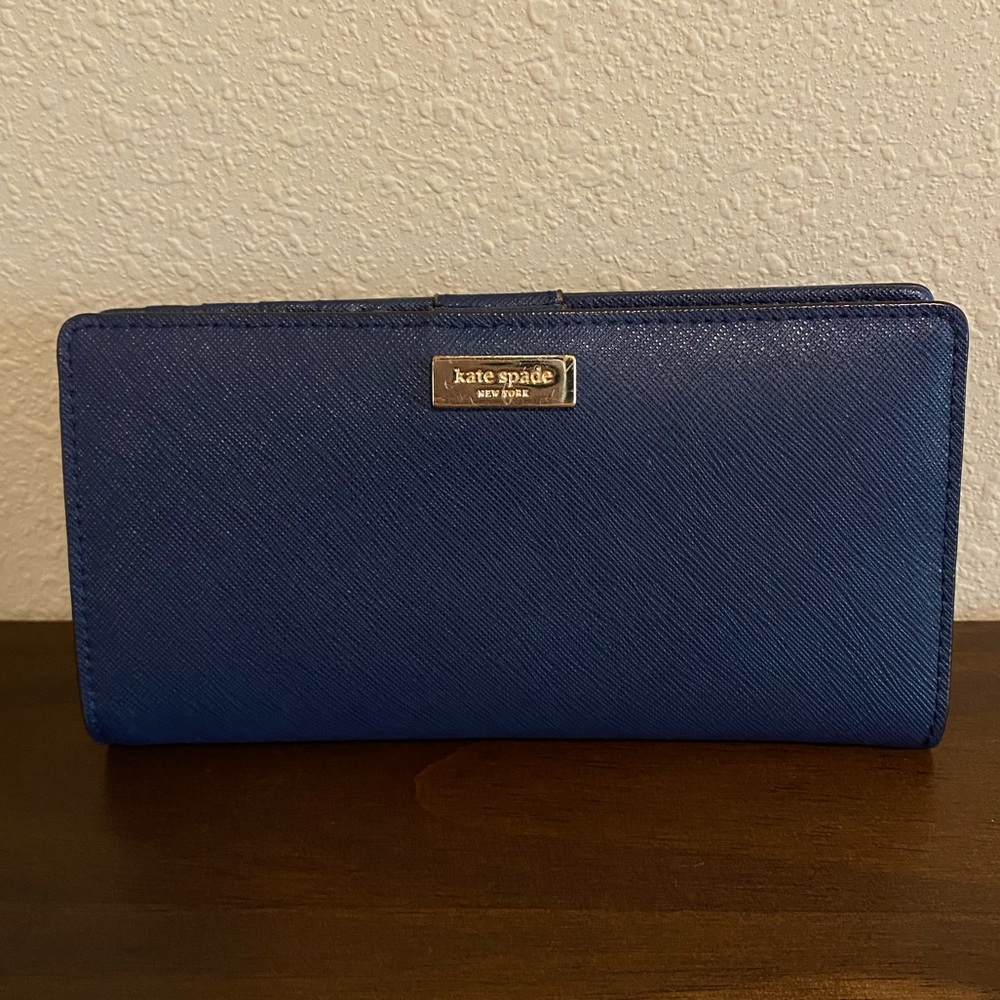 Kate Spade Wallet (navy blue)